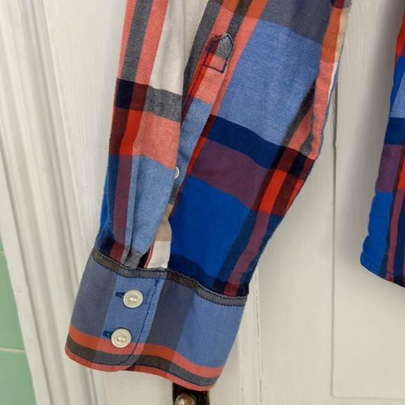 JCrew Ladies Flanel - Picture 5 of 5